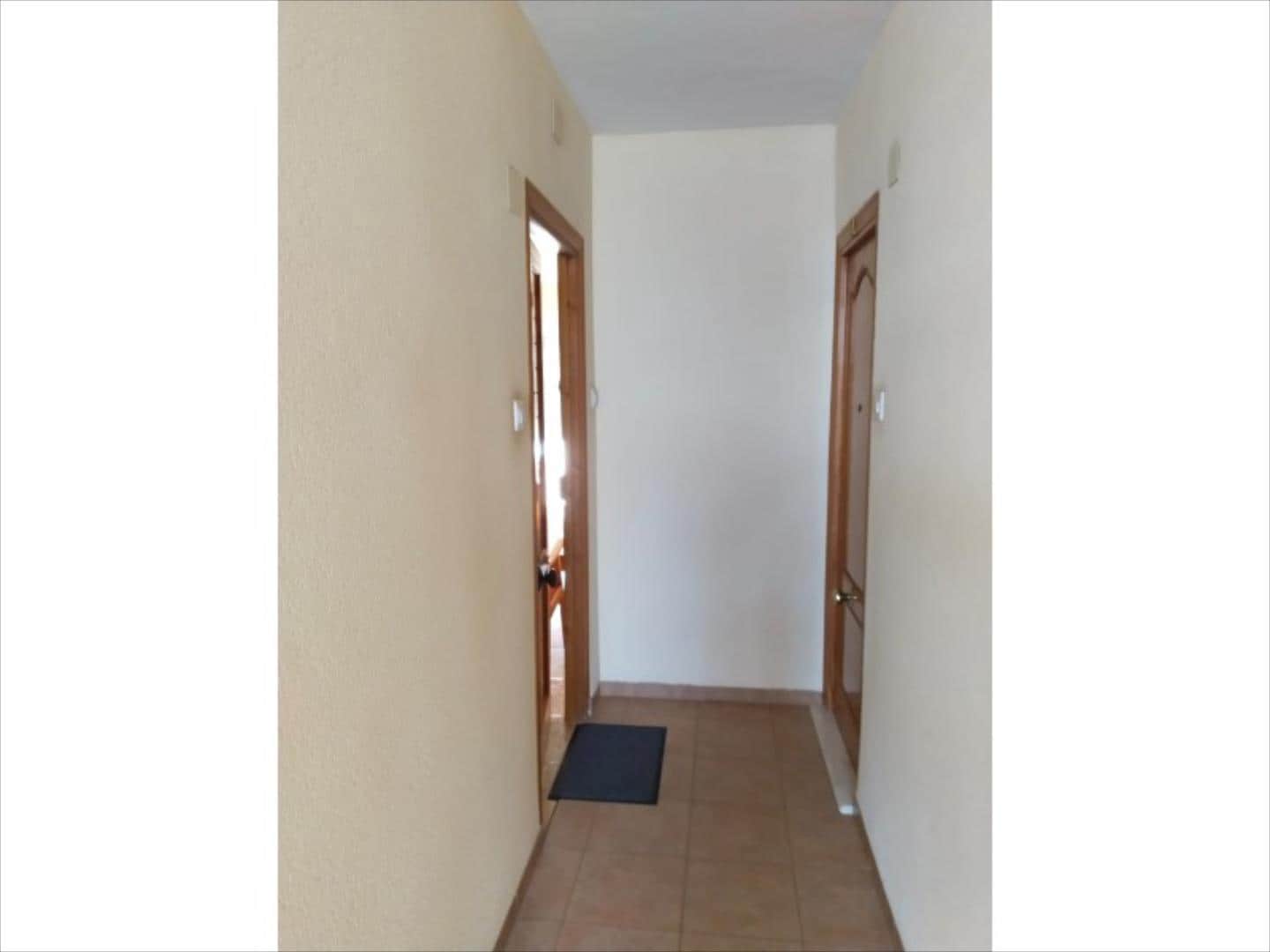 3 bedroom Flat for rent in Tavernes de la Valldigna - € 750 (Ref: 9505951)