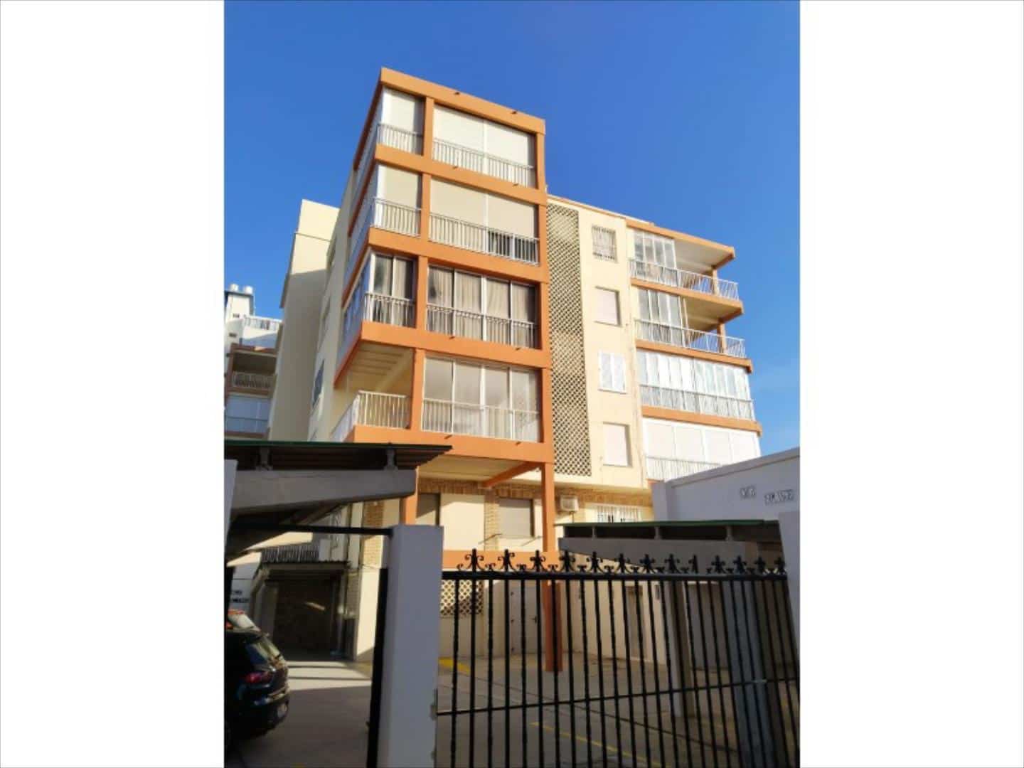 3 bedroom Flat for rent in Tavernes de la Valldigna - € 750 (Ref: 9505951)