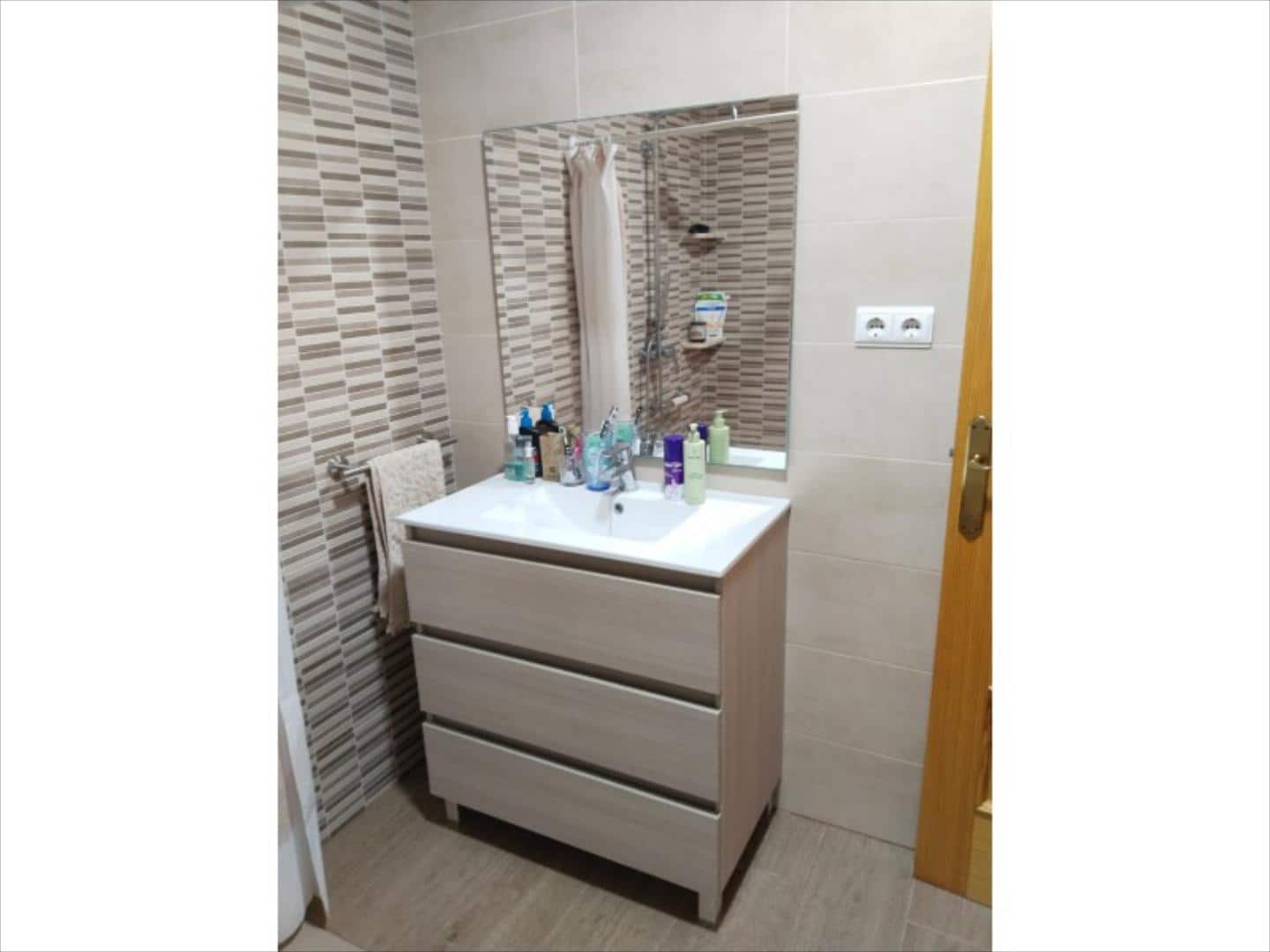 3 bedroom Flat for rent in Tavernes de la Valldigna - € 750 (Ref: 9505951)