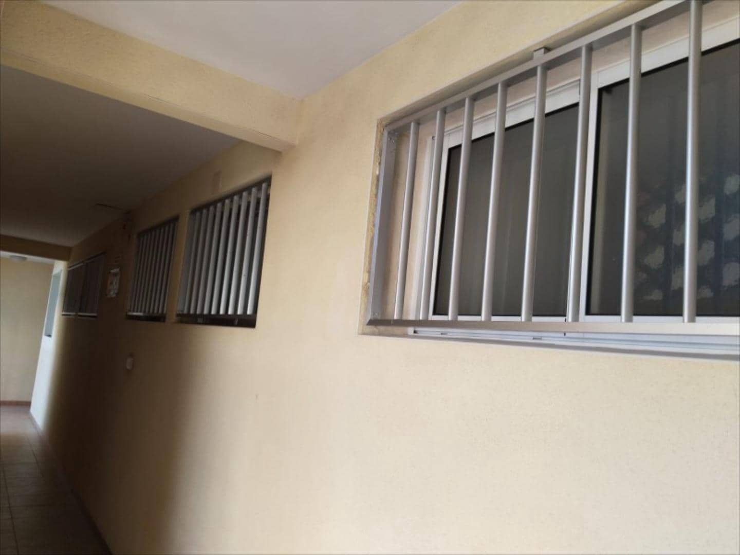 3 bedroom Flat for rent in Tavernes de la Valldigna - € 750 (Ref: 9505951)