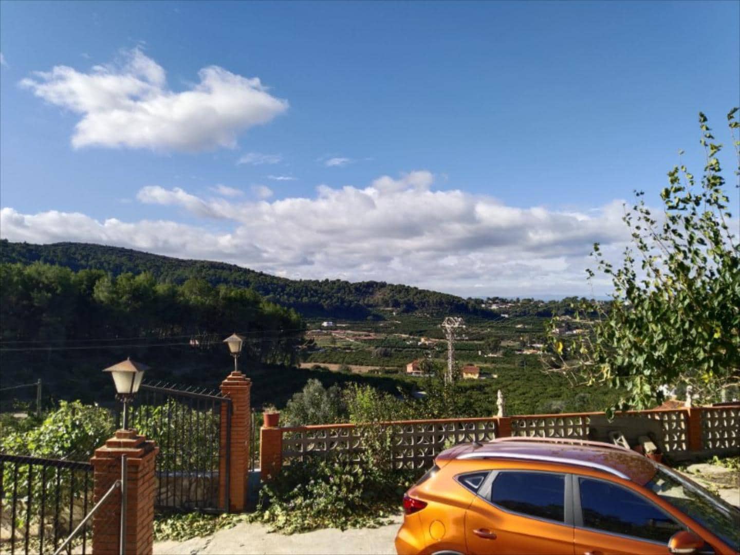 Chalet de 3 habitaciones en Alzira en venta con piscina - 225.000 € (Ref: 9505952)