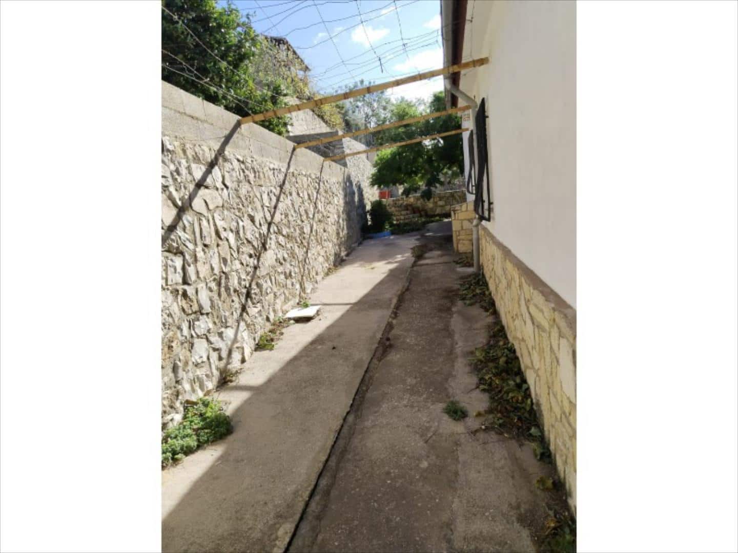 Chalet de 3 habitaciones en Alzira en venta con piscina - 225.000 € (Ref: 9505952)