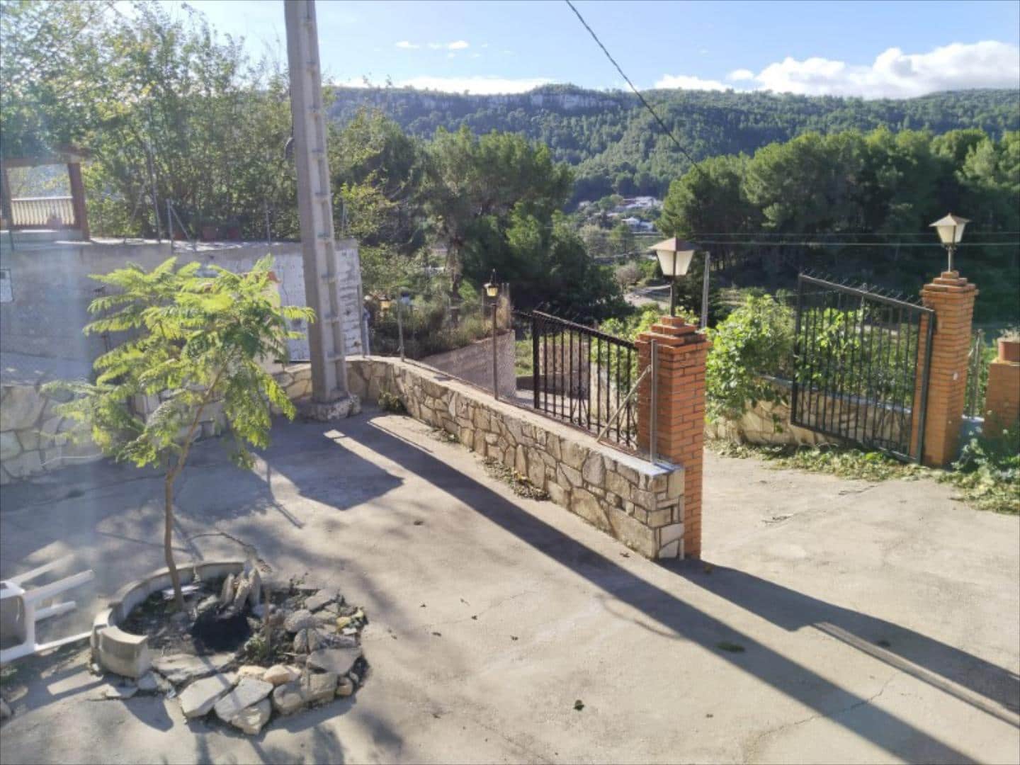 Chalet de 3 habitaciones en Alzira en venta con piscina - 225.000 € (Ref: 9505952)