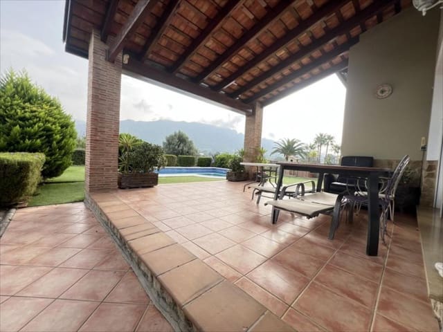 3 makuuhuone Huvila myytävänä paikassa Alzira - 450 000 € (Ref: 9505953)