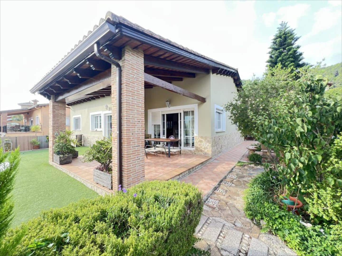 3 sypialnia Willa na sprzedaż w Alzira - 450 000 € (Ref: 9505953)