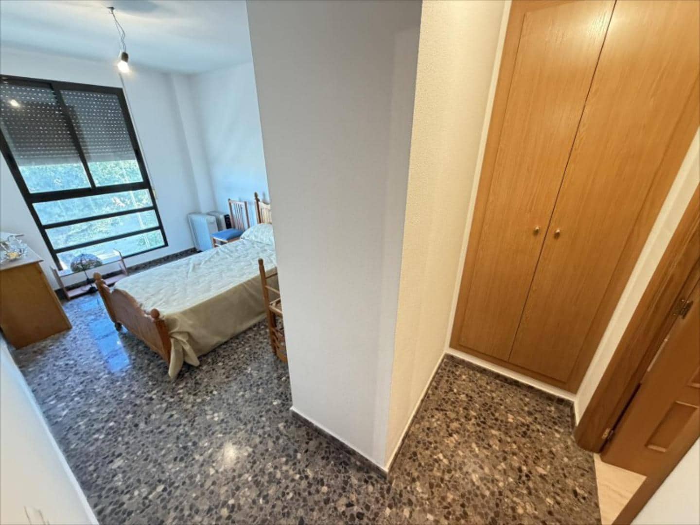 Piso de 3 habitaciones en Alzira en venta - 195.000 € (Ref: 9505954)