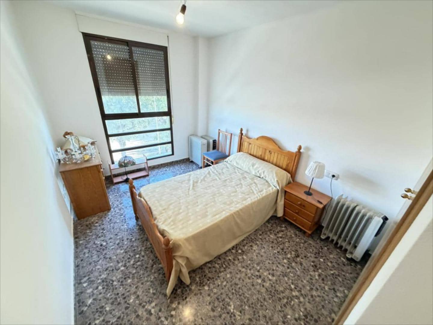 Piso de 3 habitaciones en Alzira en venta - 195.000 € (Ref: 9505954)