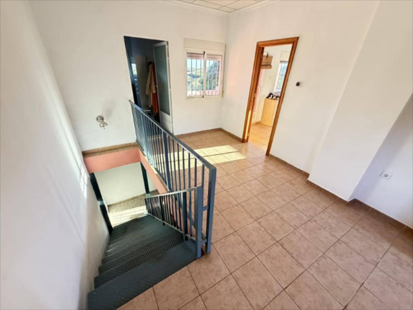 3 bedroom Villa for sale in Alzira with pool - € 235,000 (Ref: 9505955)