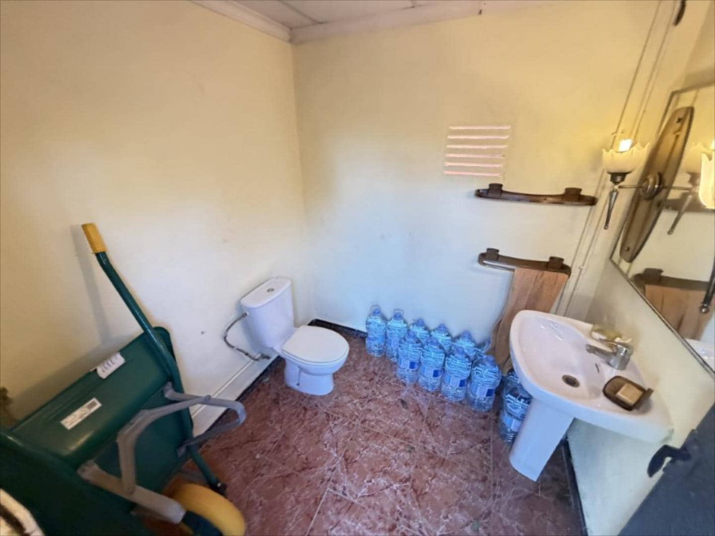 3 bedroom Villa for sale in Alzira with pool - € 235,000 (Ref: 9505955)