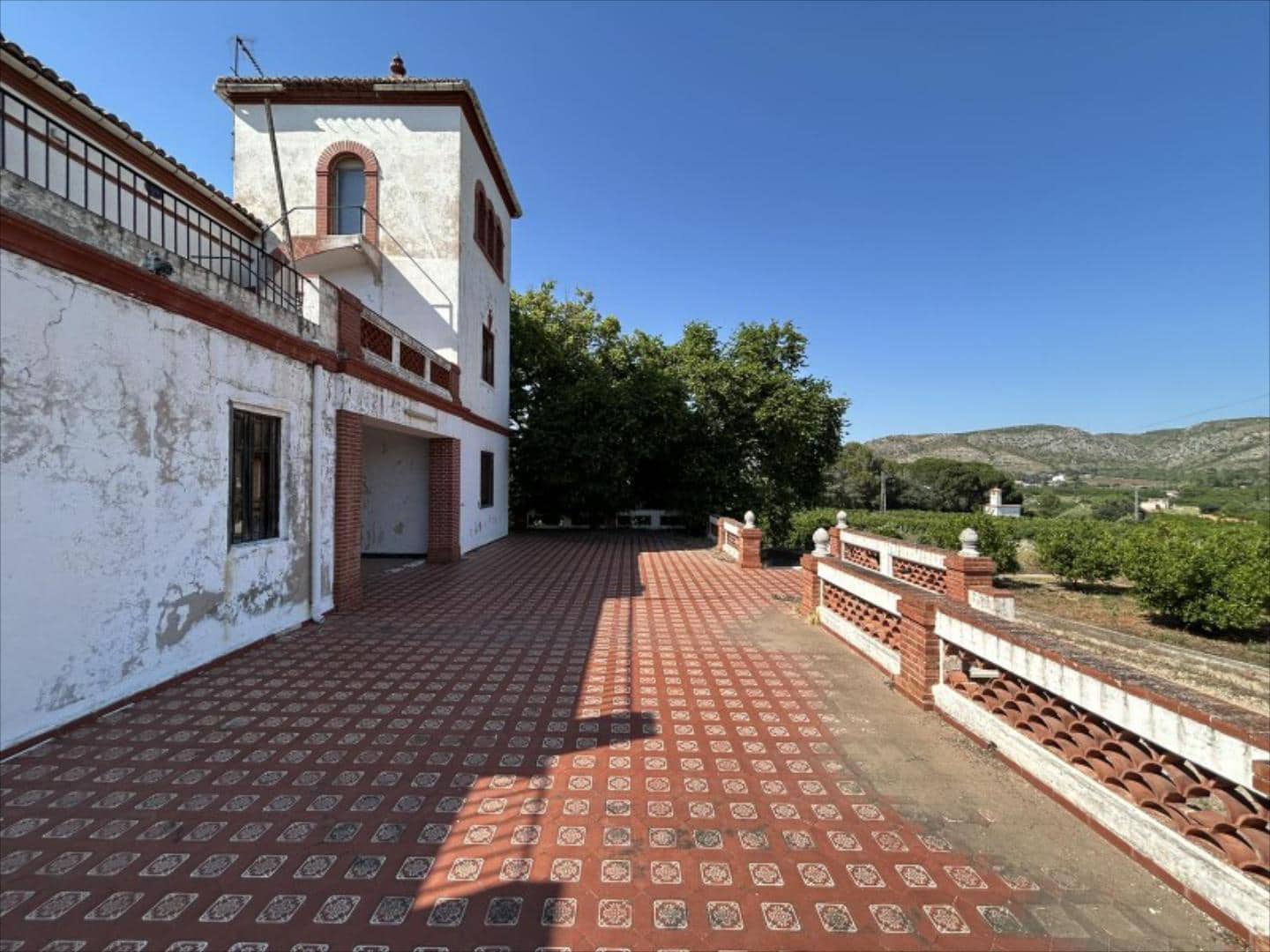 5 bedroom Villa for sale in Carcaixent - € 480,000 (Ref: 9505956)