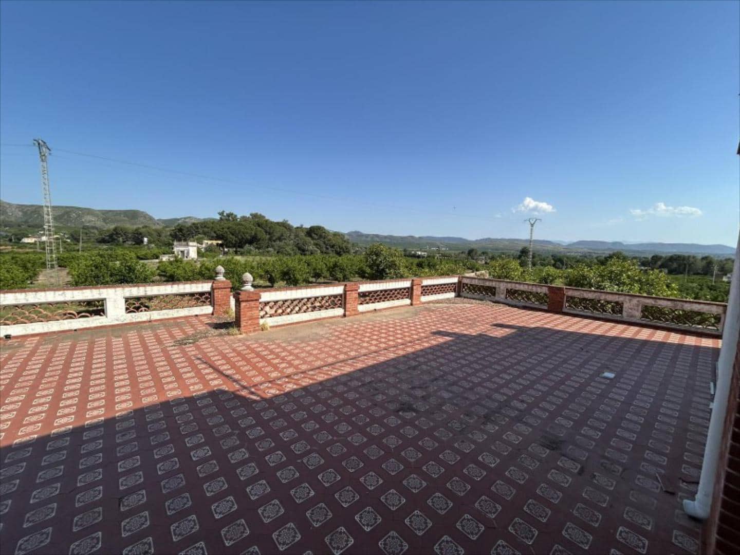 5 bedroom Villa for sale in Carcaixent - € 480,000 (Ref: 9505956)