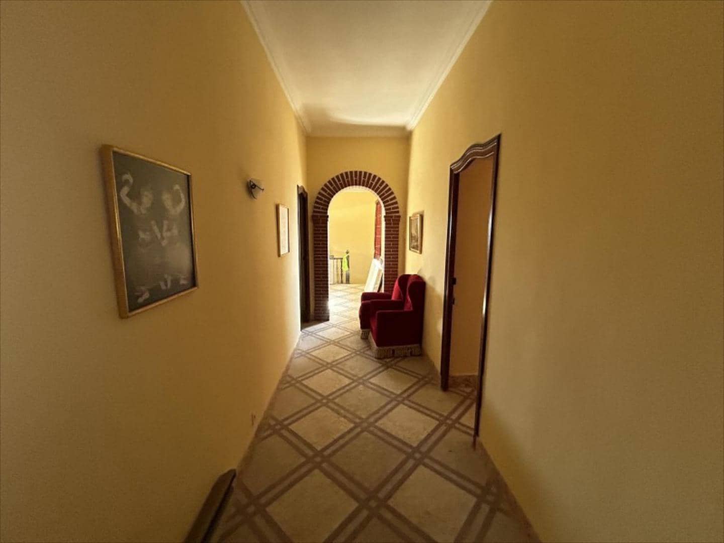 5 bedroom Villa for sale in Carcaixent - € 480,000 (Ref: 9505956)