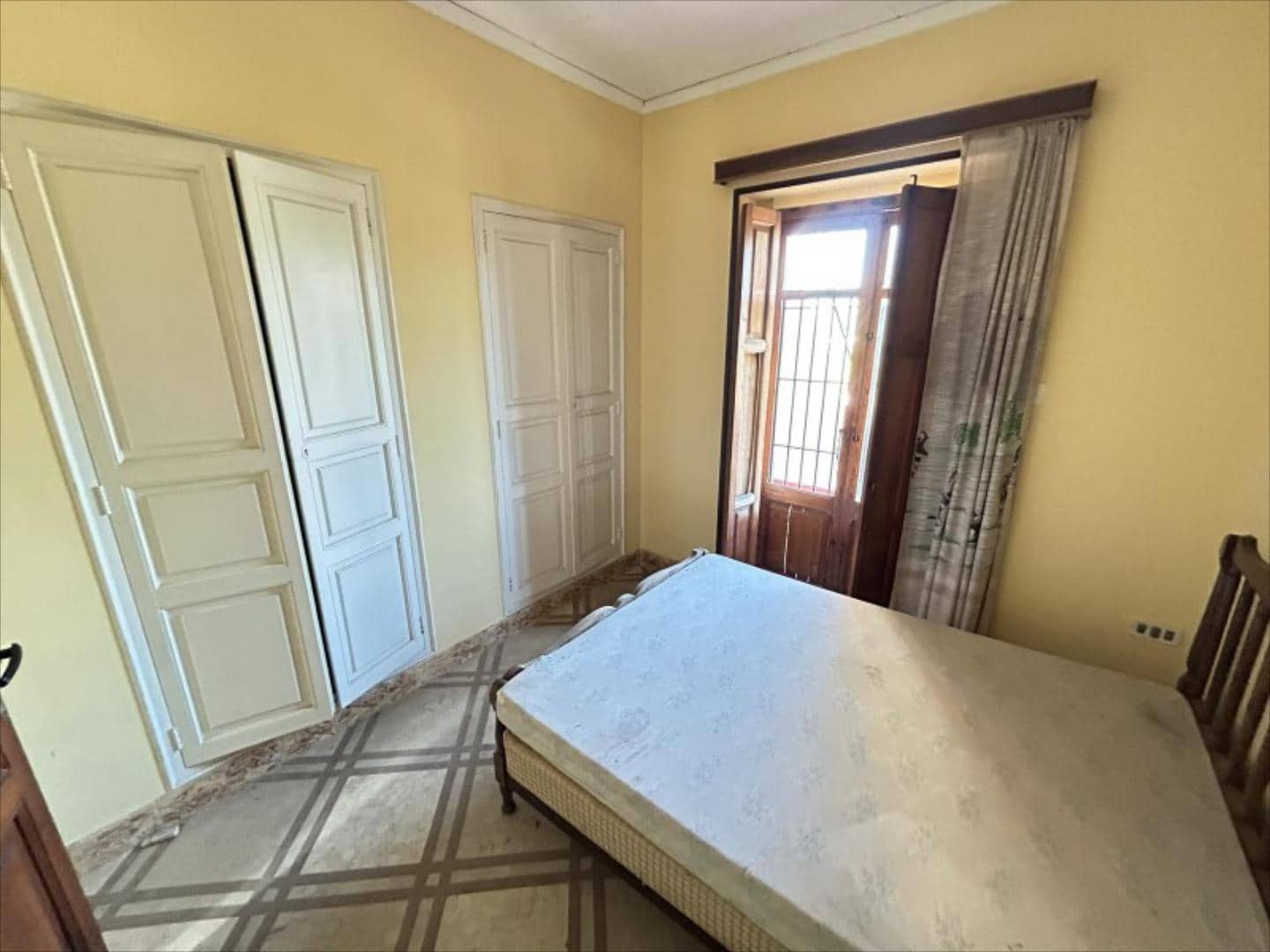 5 bedroom Villa for sale in Carcaixent - € 480,000 (Ref: 9505956)