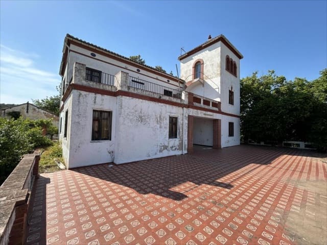 5 bedroom Villa for sale in Carcaixent - € 480,000 (Ref: 9505956)