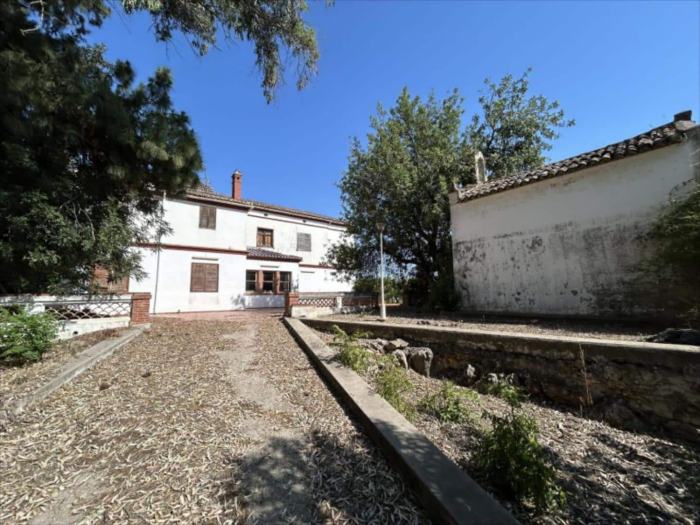 5 bedroom Villa for sale in Carcaixent - € 480,000 (Ref: 9505956)