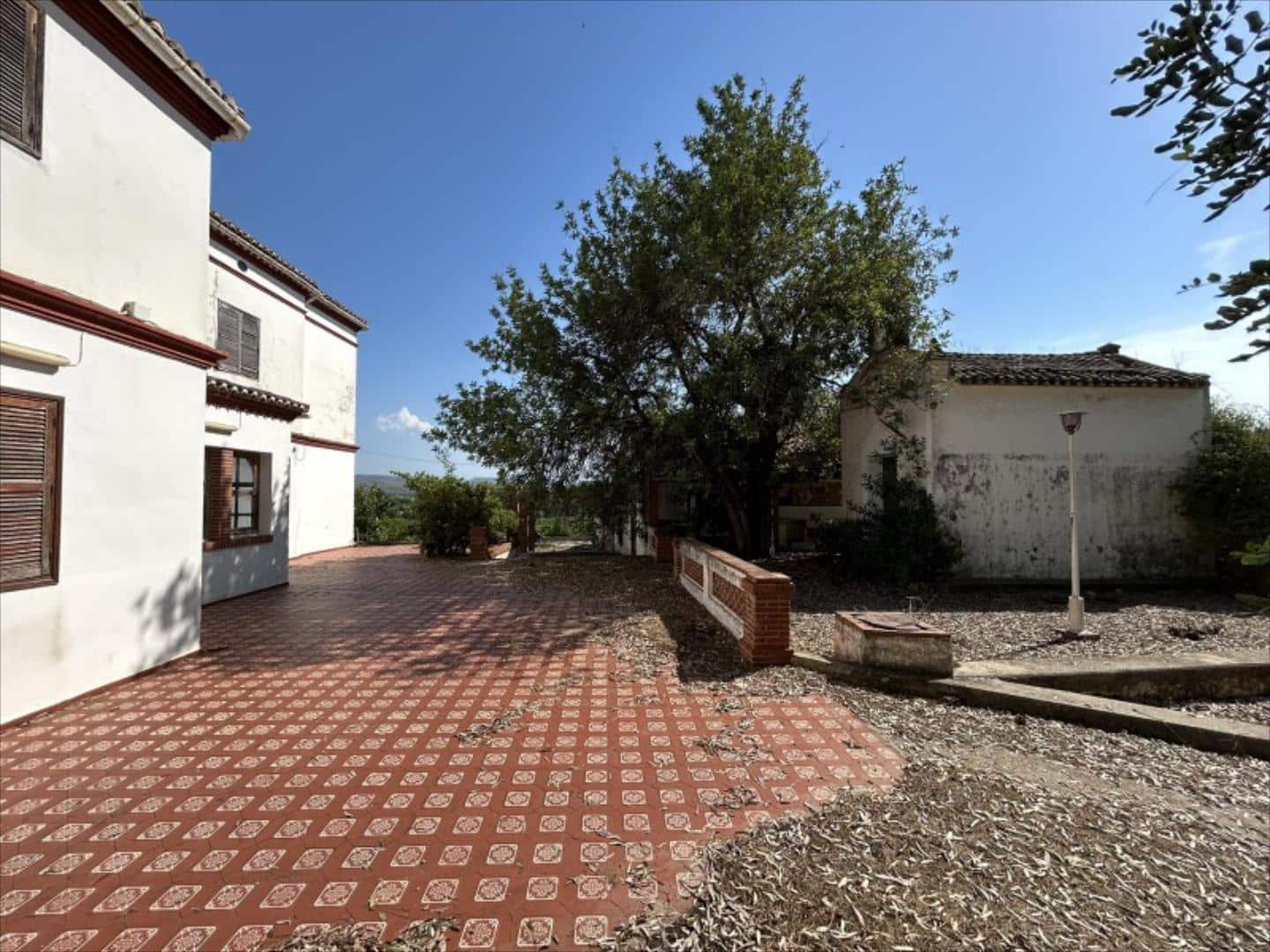 5 bedroom Villa for sale in Carcaixent - € 480,000 (Ref: 9505956)