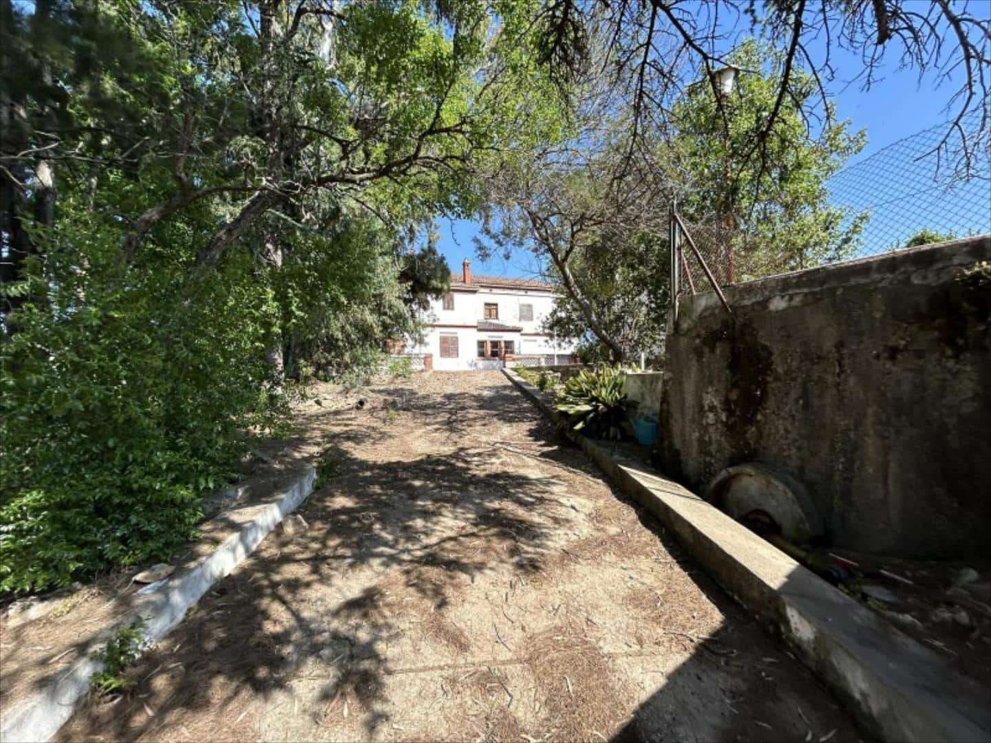 5 bedroom Villa for sale in Carcaixent - € 480,000 (Ref: 9505956)