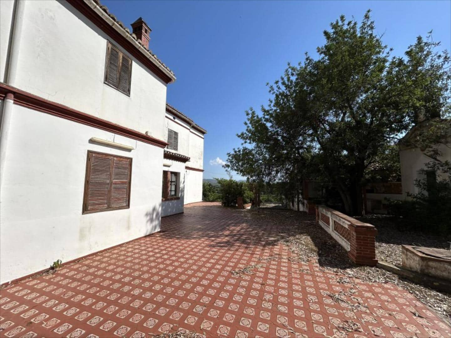 5 bedroom Villa for sale in Carcaixent - € 480,000 (Ref: 9505956)