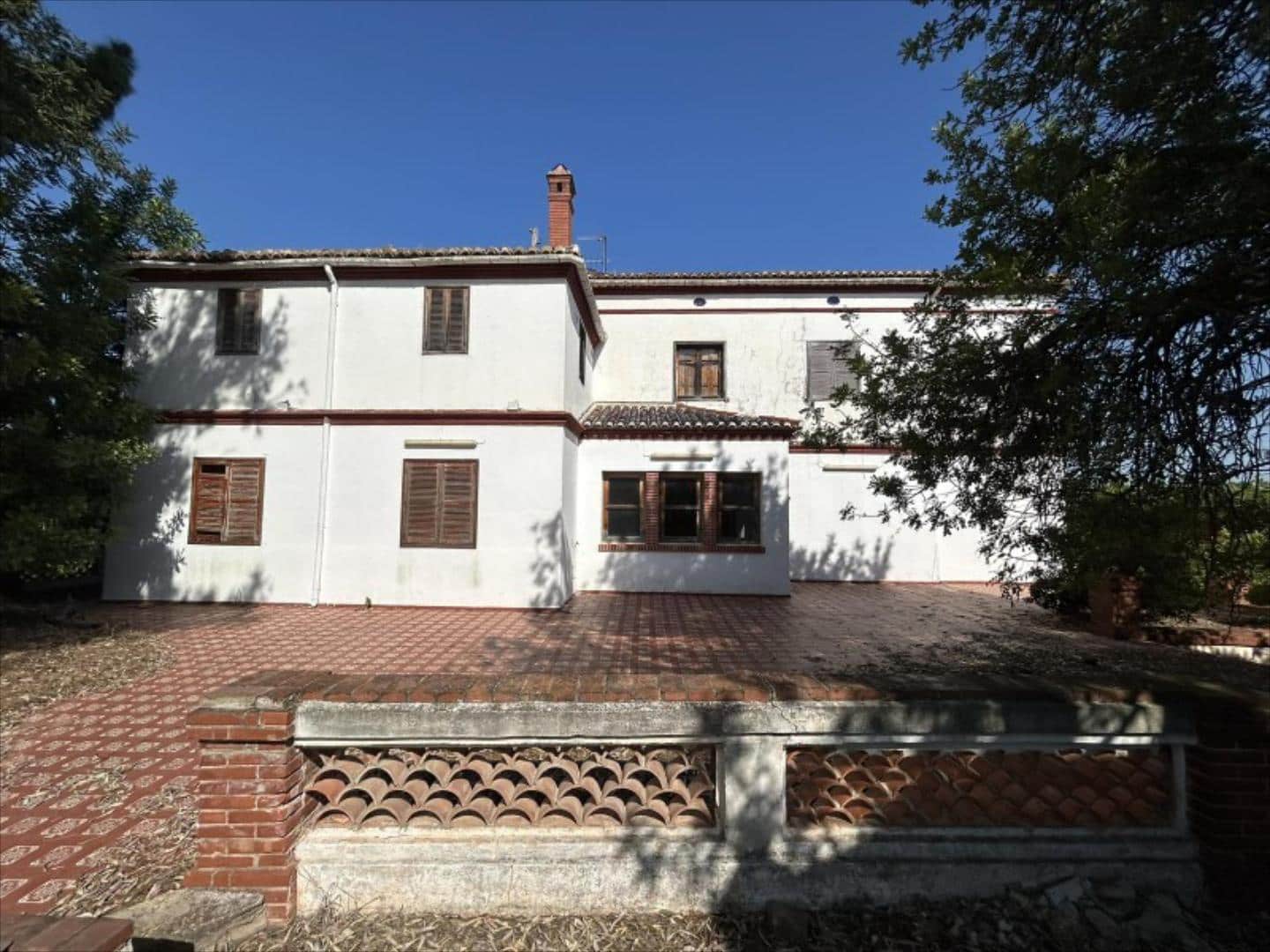 5 bedroom Villa for sale in Carcaixent - € 480,000 (Ref: 9505956)