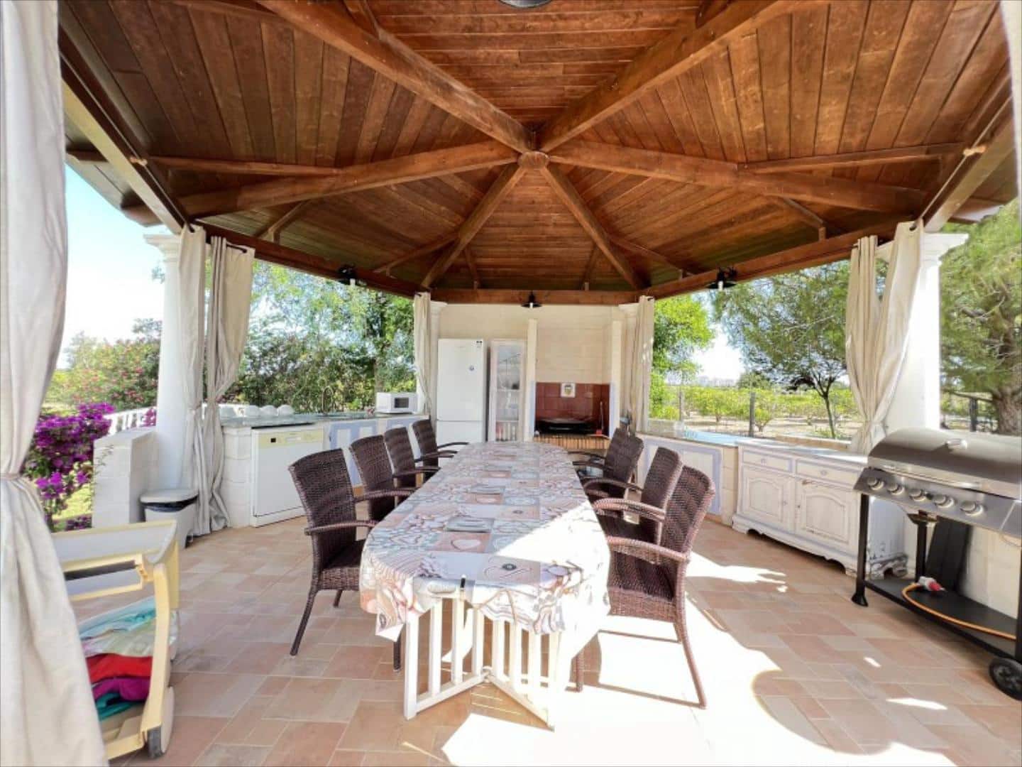 Chalet de 7 habitaciones en Cullera en venta con piscina - 1.350.000 € (Ref: 9505957)