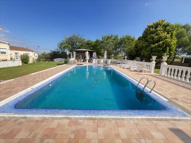 Chalet de 7 habitaciones en La Vega - Marenyet, Cullera en venta con piscina - 1.350.000 € (Ref: 9505957)