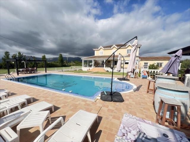 Chalet de 7 habitaciones en La Vega - Marenyet, Cullera en venta con piscina - 1.350.000 € (Ref: 9505957)