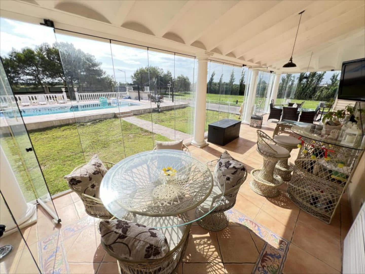 Chalet de 7 habitaciones en Cullera en venta con piscina - 1.350.000 € (Ref: 9505957)