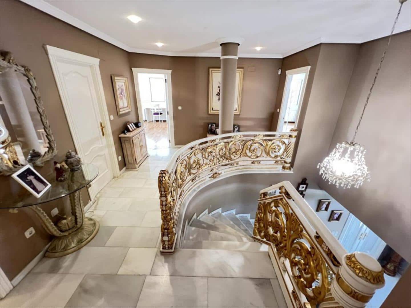 Chalet de 7 habitaciones en Cullera en venta con piscina - 1.350.000 € (Ref: 9505957)