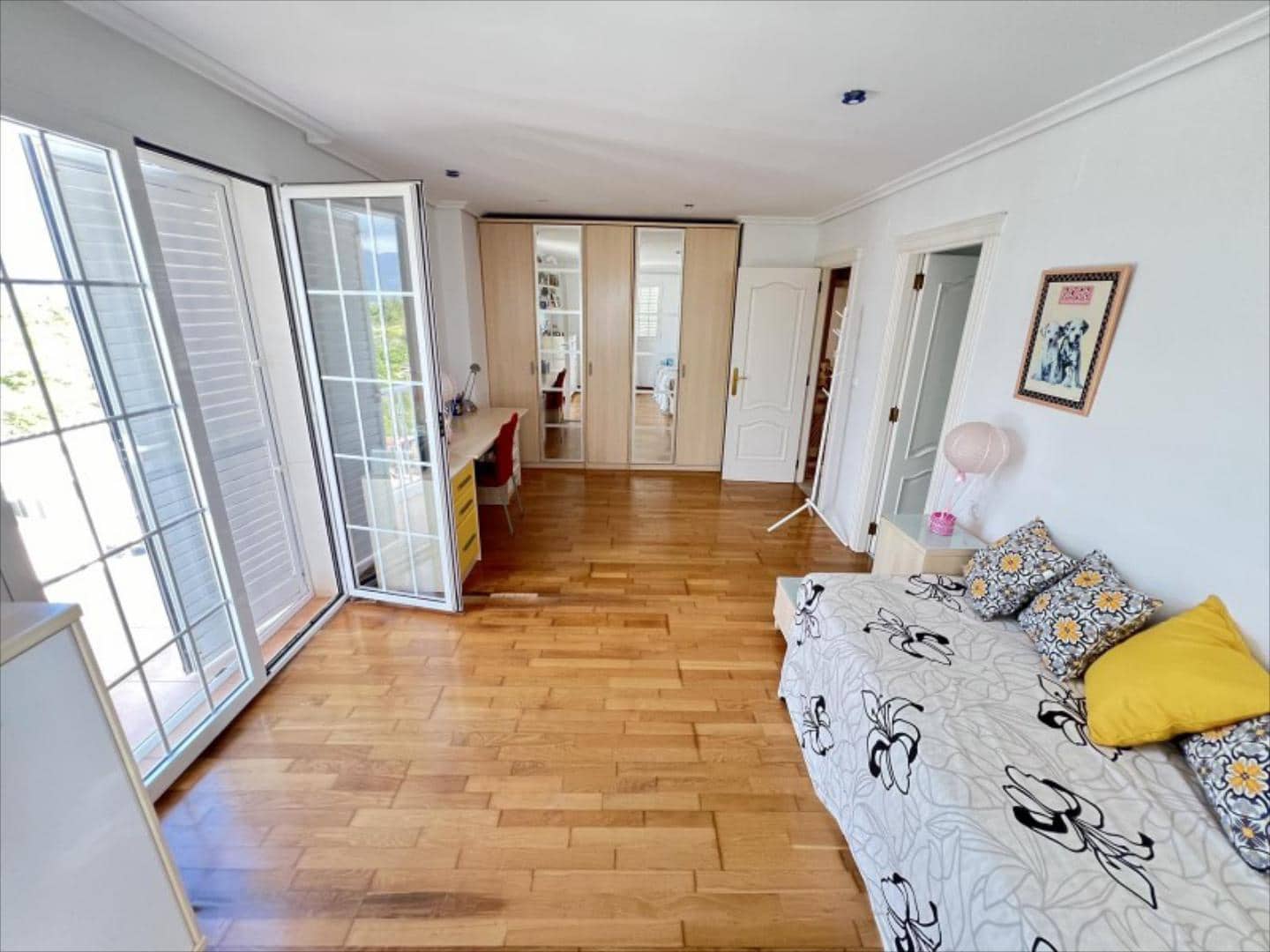 Chalet de 7 habitaciones en Cullera en venta con piscina - 1.350.000 € (Ref: 9505957)