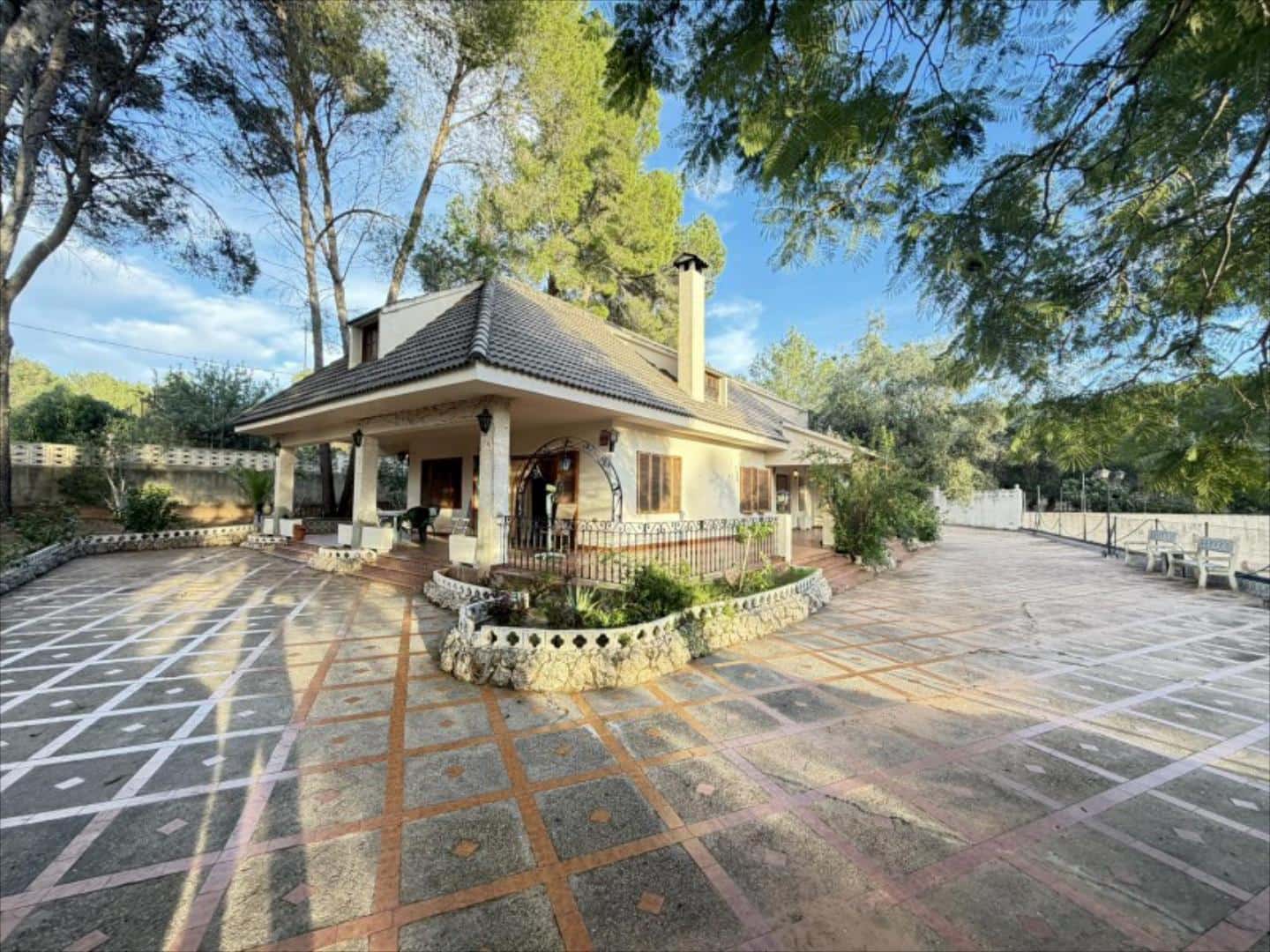 5 Zimmer Villa zu verkaufen in Alzira - 355.000 € (Ref: 9505958)