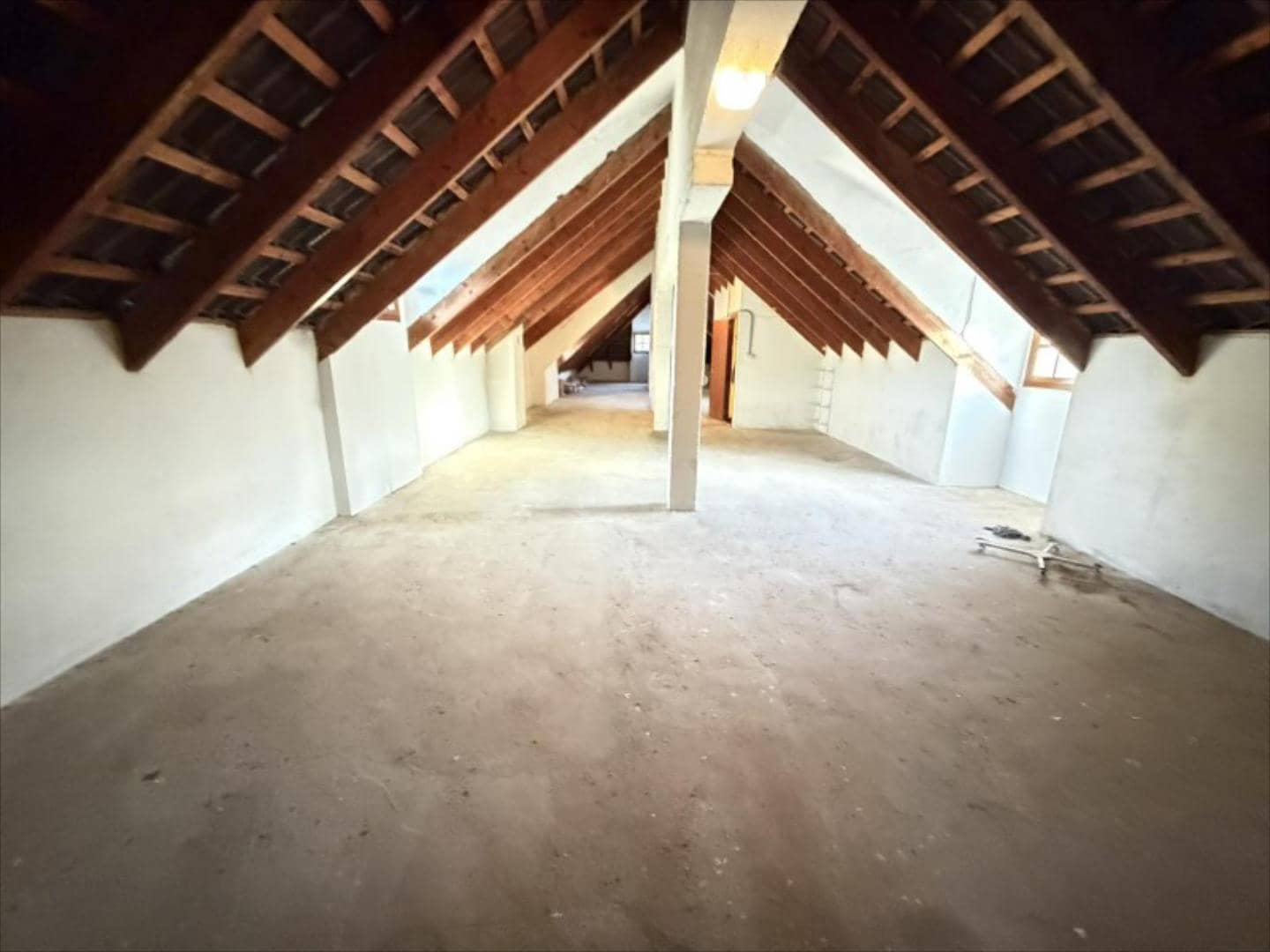 5 bedroom Villa for sale in Alzira - € 355,000 (Ref: 9505958)