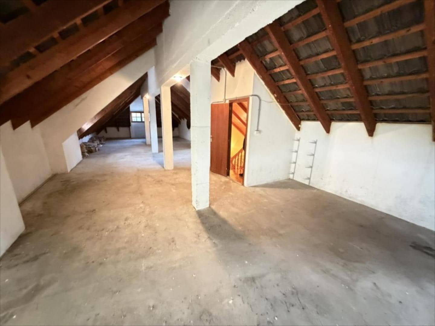 5 bedroom Villa for sale in Alzira - € 355,000 (Ref: 9505958)