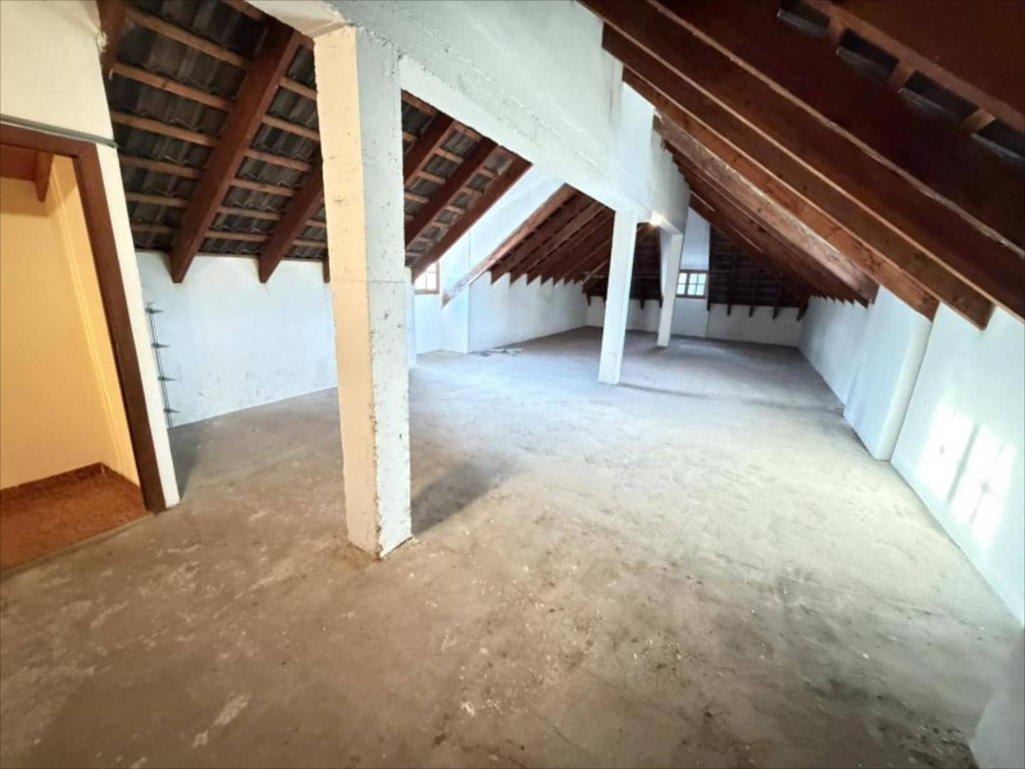 Chalet de 5 habitaciones en Alzira en venta - 335.000 € (Ref: 9505958)