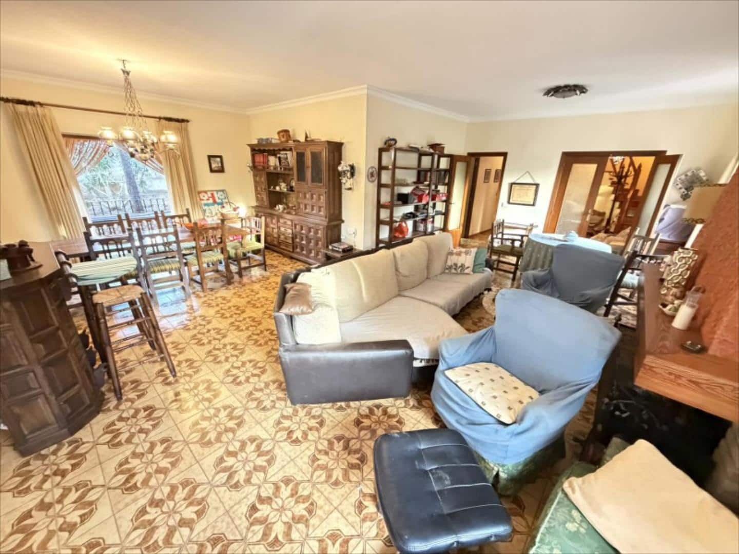 Chalet de 5 habitaciones en Alzira en venta - 335.000 € (Ref: 9505958)