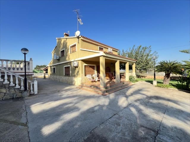 4 chambre Villa/Maison à vendre à Alzira - 340 000 € (Ref: 9505960)