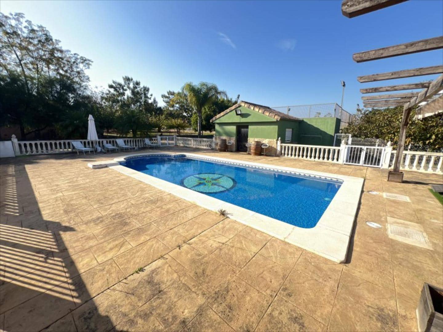 4 chambre Villa/Maison à vendre à Alzira - 340 000 € (Ref: 9505960)