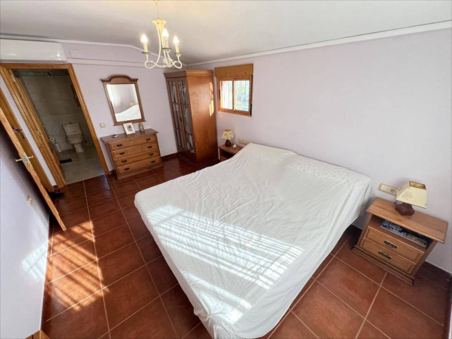 4 chambre Villa/Maison à vendre à Alzira - 340 000 € (Ref: 9505960)