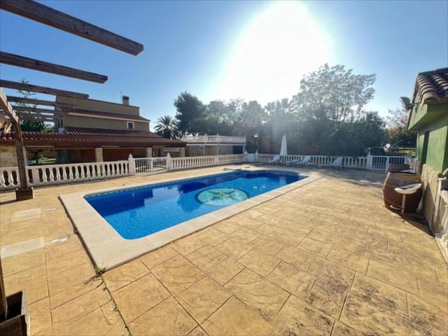 4 chambre Villa/Maison à vendre à Alzira - 340 000 € (Ref: 9505960)