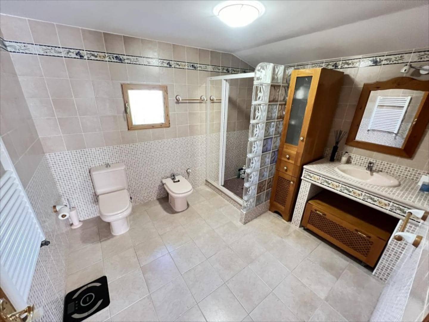 4 chambre Villa/Maison à vendre à Alzira - 340 000 € (Ref: 9505960)