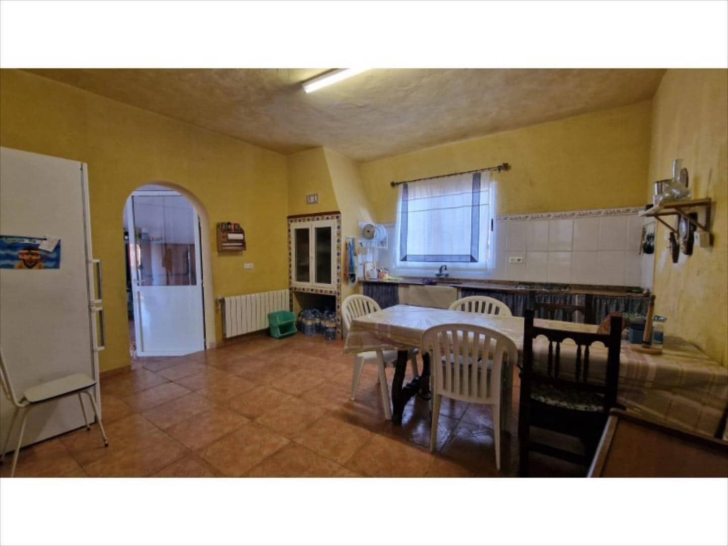 4 bedroom Villa for sale in Alberic - € 290,000 (Ref: 9505961)