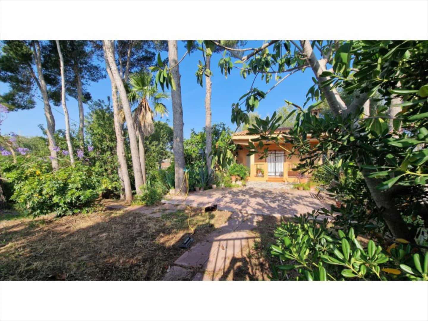 4 bedroom Villa for sale in Alberic - € 290,000 (Ref: 9505961)