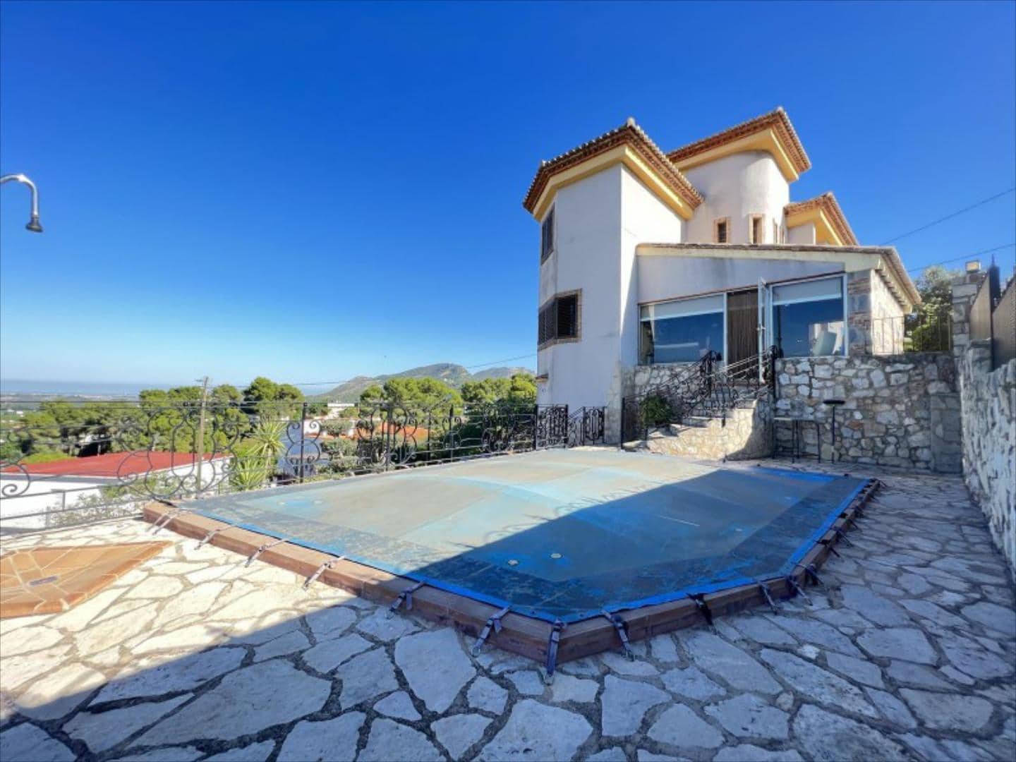 4 bedroom Villa for sale in Alzira with pool - € 370,000 (Ref: 9505962)