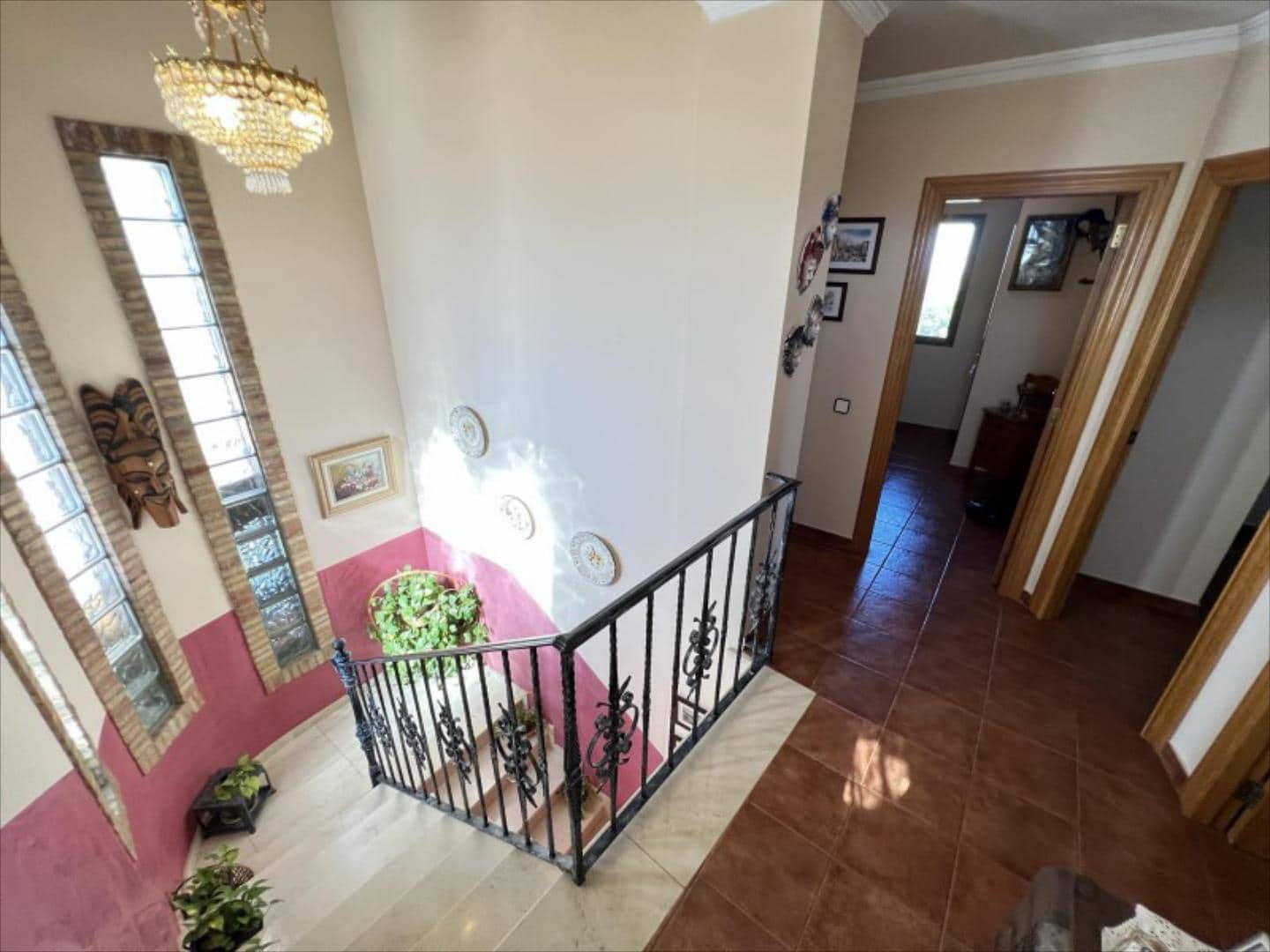 4 bedroom Villa for sale in Alzira with pool - € 370,000 (Ref: 9505962)