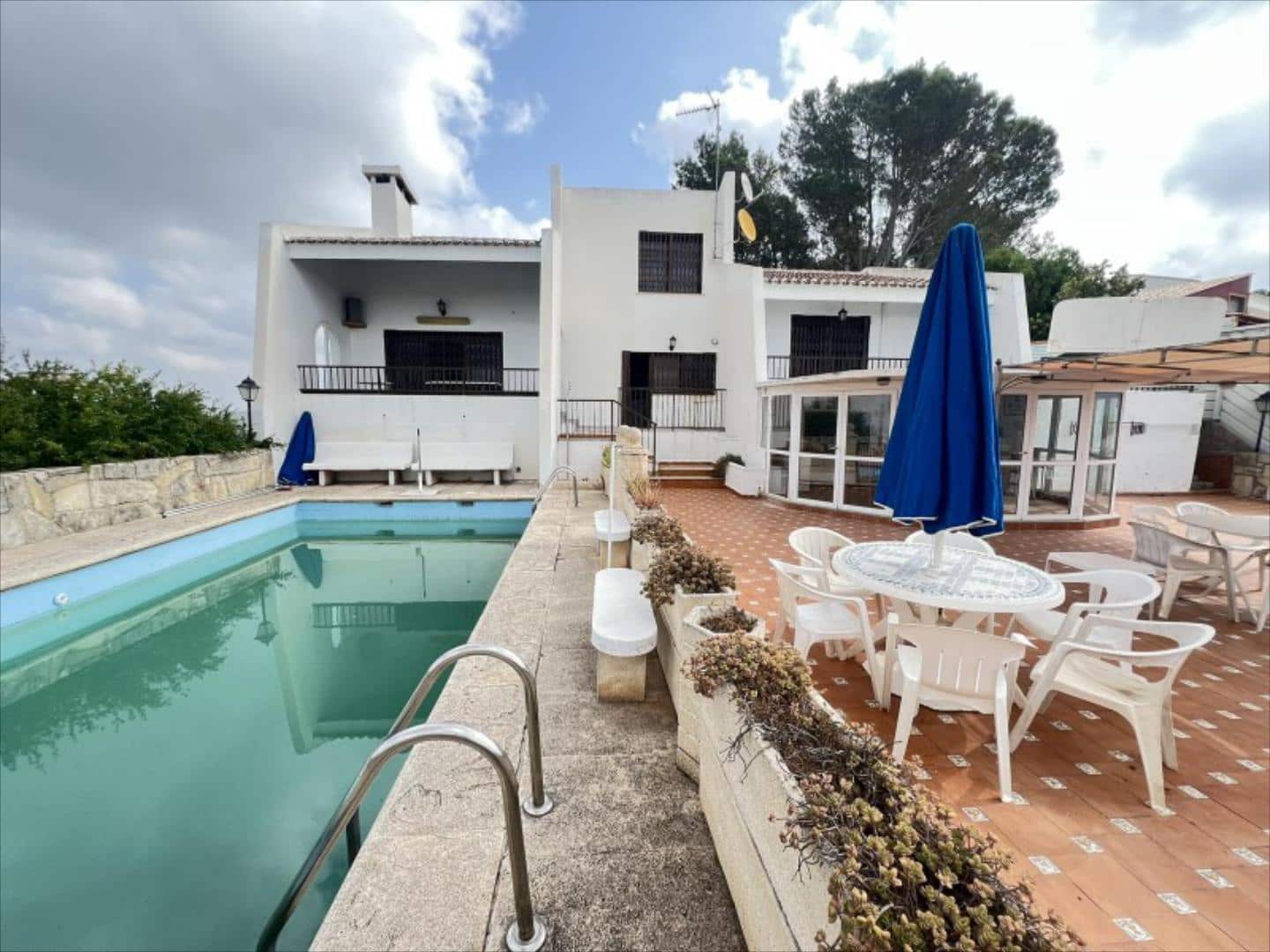 4 bedroom Villa for sale in Alzira with pool - € 550,000 (Ref: 9505963)