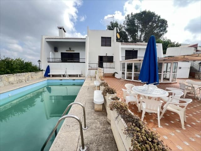 4 bedroom Villa for sale in Alzira with pool - € 550,000 (Ref: 9505963)