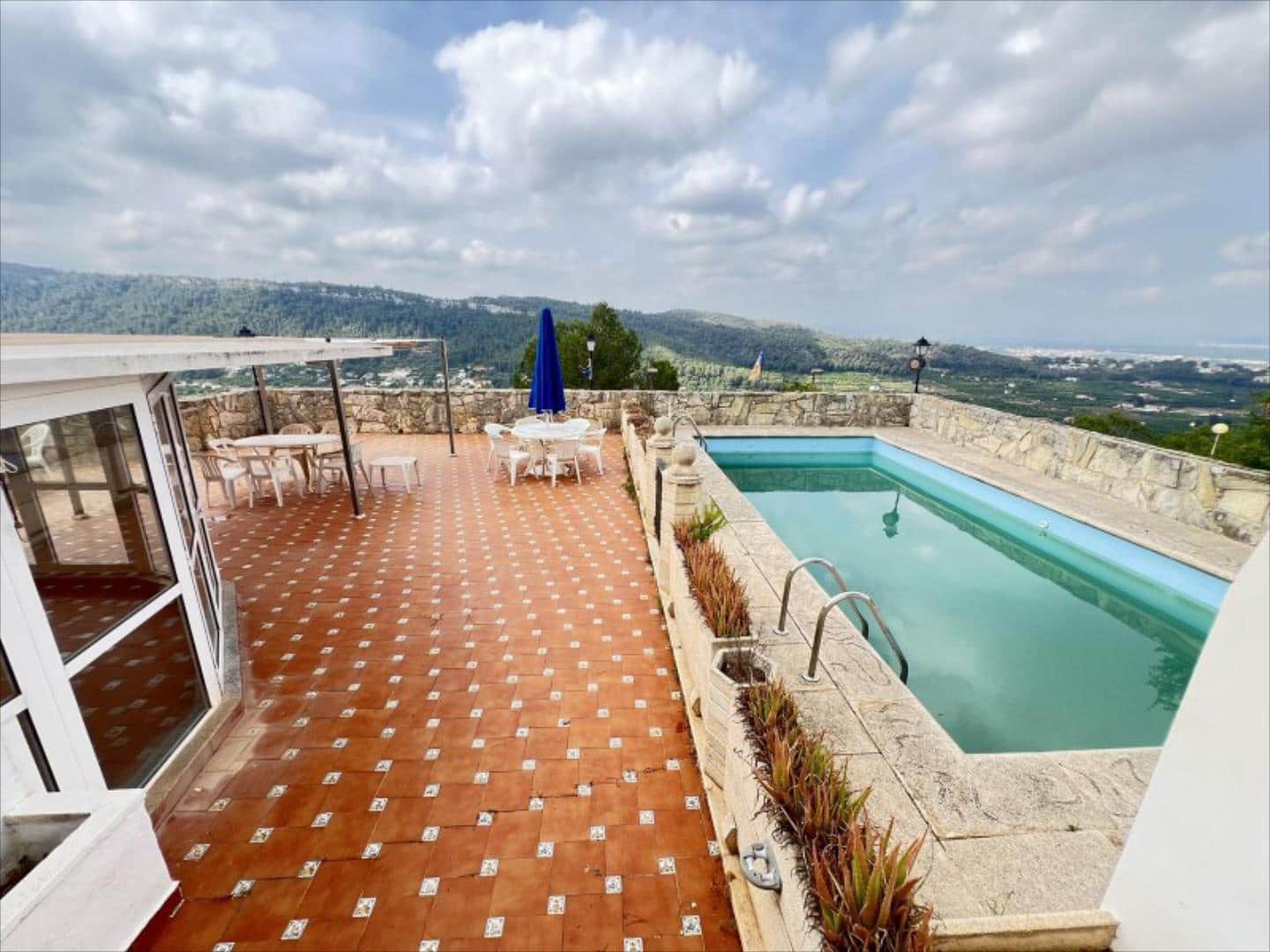 4 bedroom Villa for sale in Alzira with pool - € 550,000 (Ref: 9505963)