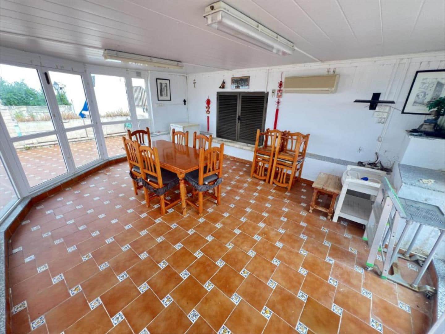 4 bedroom Villa for sale in Alzira with pool - € 550,000 (Ref: 9505963)