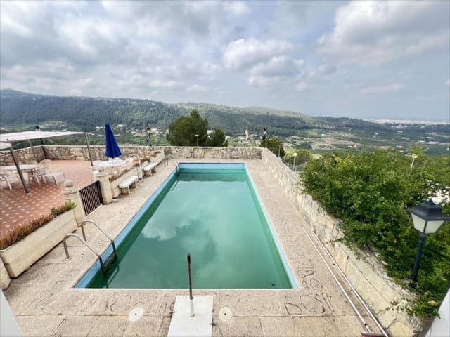 4 bedroom Villa for sale in Alzira with pool - € 550,000 (Ref: 9505963)