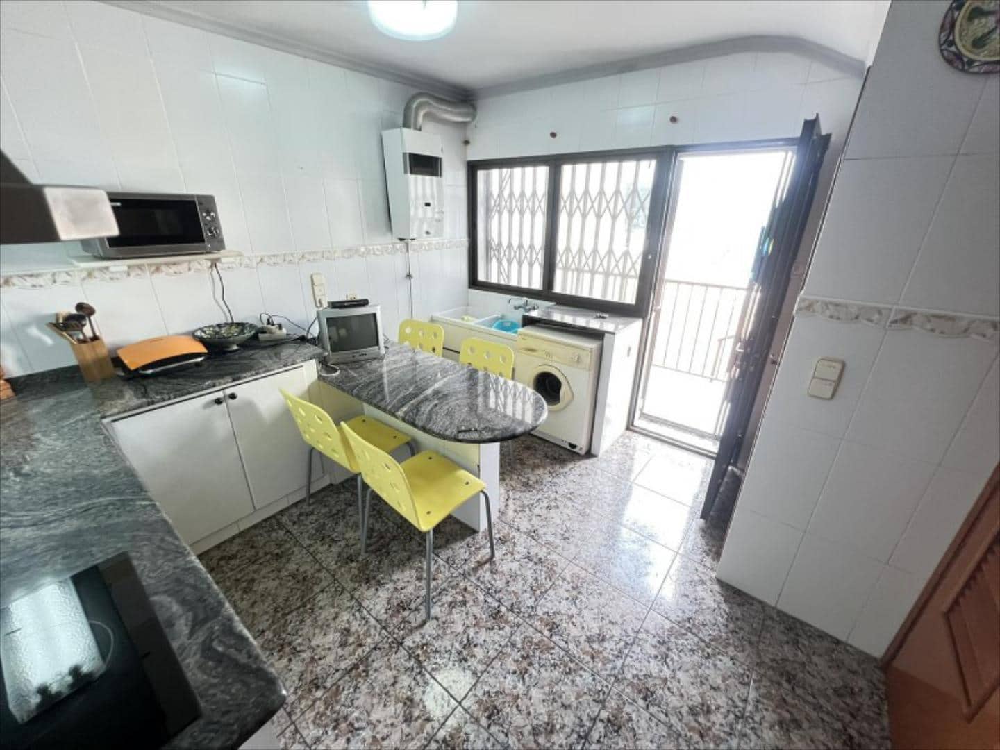 4 bedroom Villa for sale in Alzira with pool - € 550,000 (Ref: 9505963)