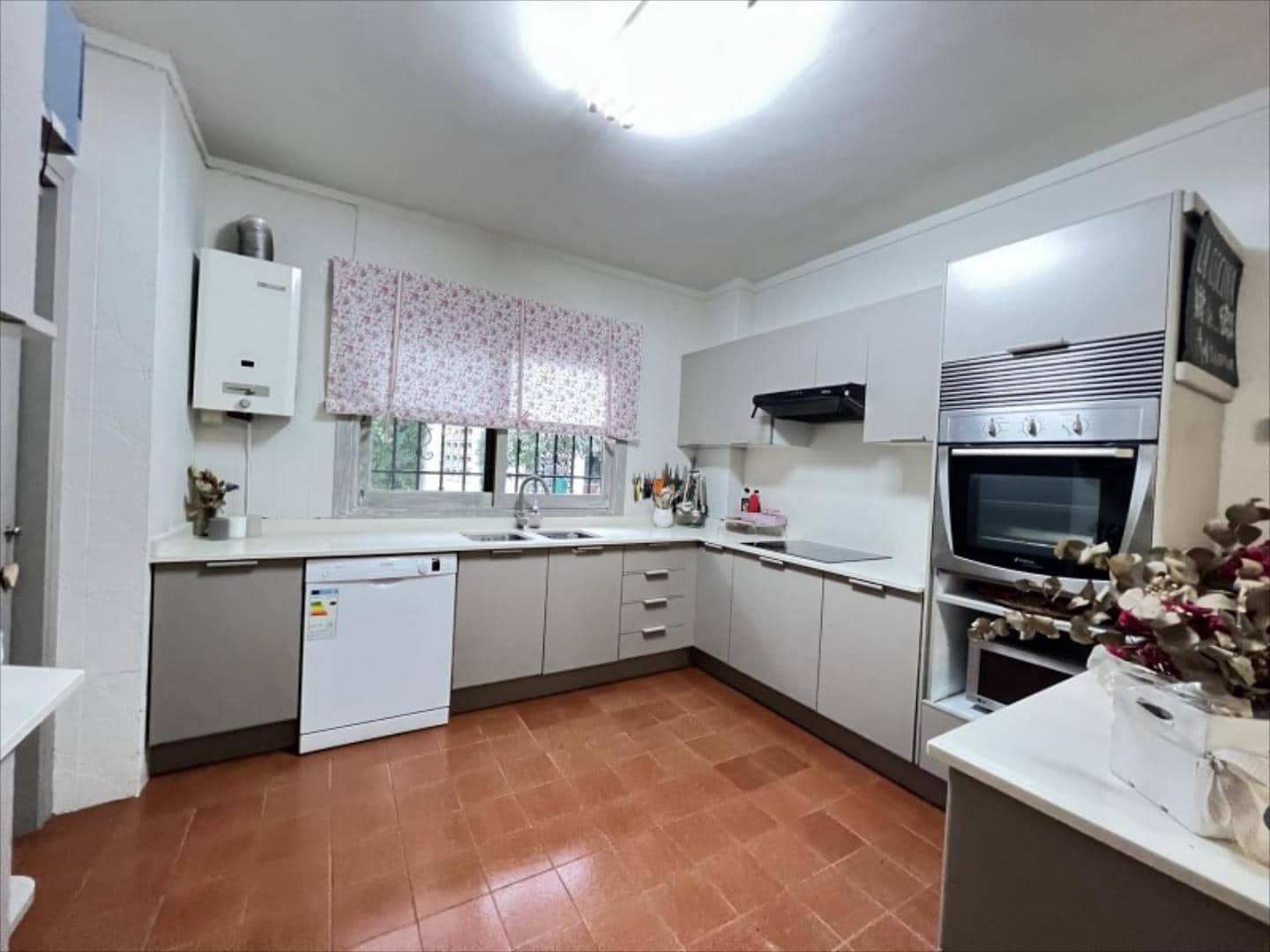 5 bedroom Flat for sale in Alzira with pool - € 495,000 (Ref: 9505964)